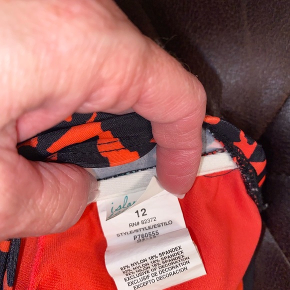 Excellent condition, worn once Island Escape Animal Print Tankini Swim Top - Picture 3 of 5